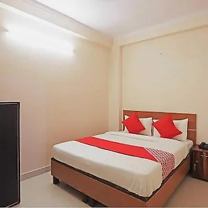 O Lal Residency **** Delhi