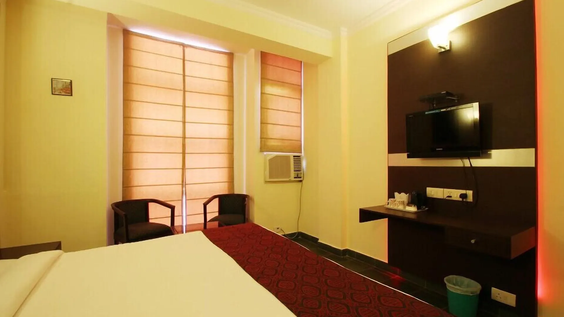 The Crest Inn Delhi  3*, Delhi (National Capital Territory of India) India